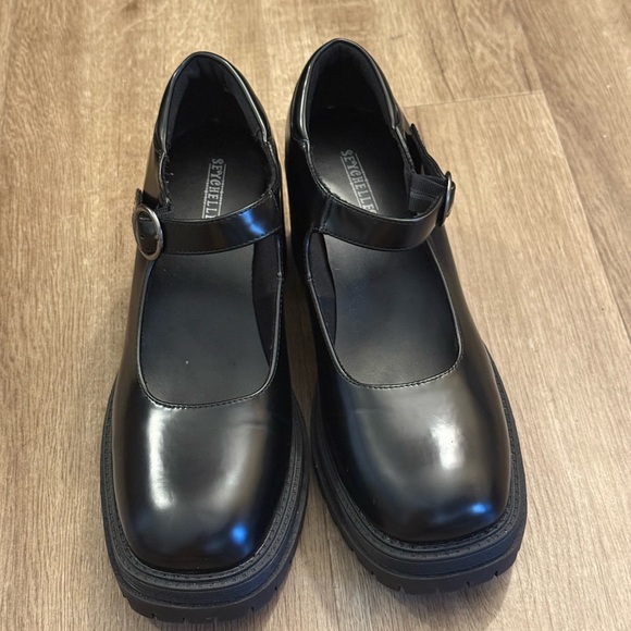 Seychelles Black Platform Mary Jane Shoes - Picture 3 of 5